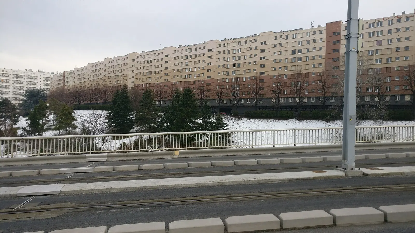 La « Muraille de Chine », grande barre du quartier Saint-Jacques à Clermont-Ferrand
